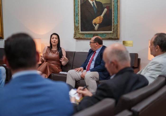 Famurs e Assembleia Legislativa alinham agenda conjunta em defesa do municipalismo