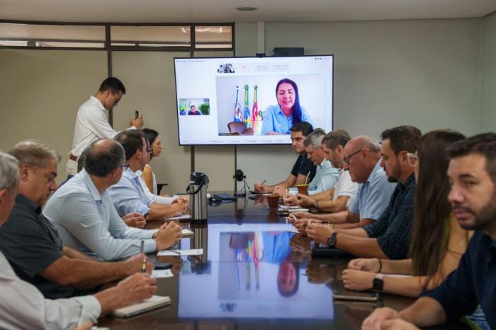 Famurs avança para ampliar competência municipal no licenciamento das atividades de suinocultura