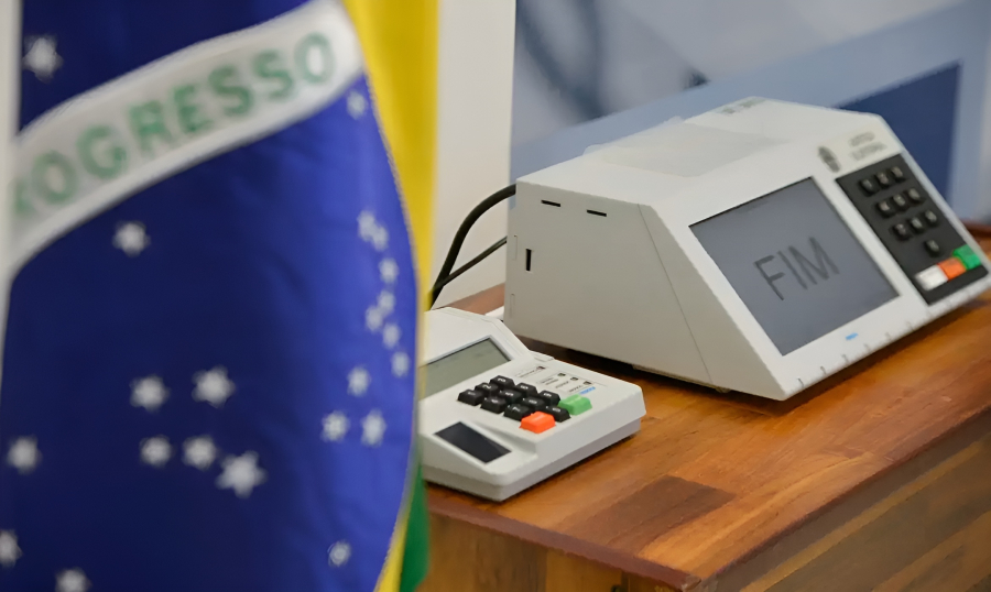 Eleitores de cidades do Ceará vão às urnas para eleições suplementares