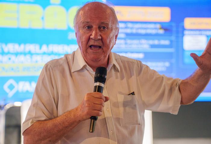 Presidente da CNM alerta para os desafios financeiros e convoca prefeitos à mobilização na Assembleia de Verão