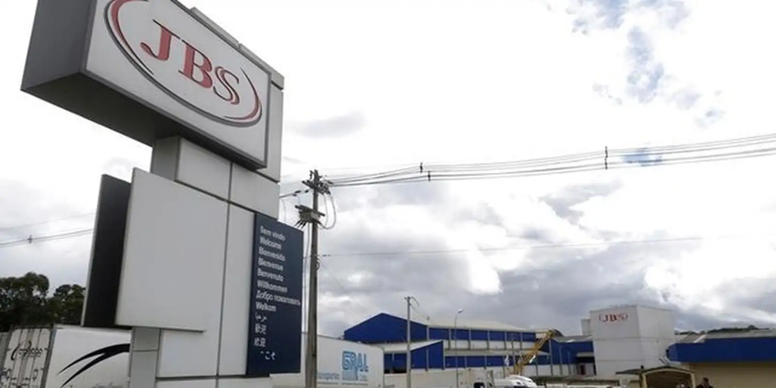 Trabalhadores da JBS, nos Estados Unidos, entram em greve