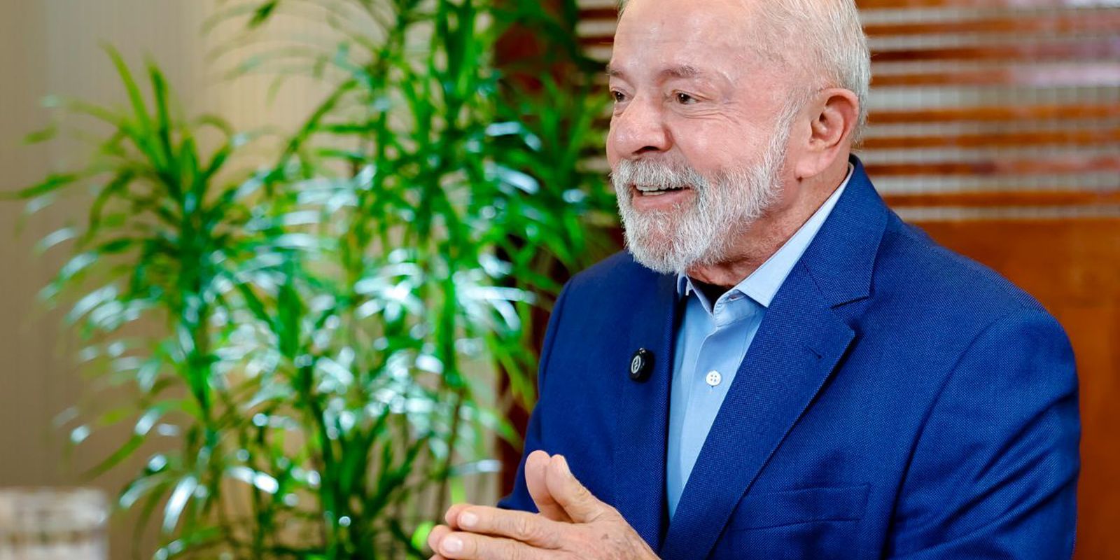 "Não tem bomba nuclear. É pretexto", diz Lula sobre ataques ao Irã