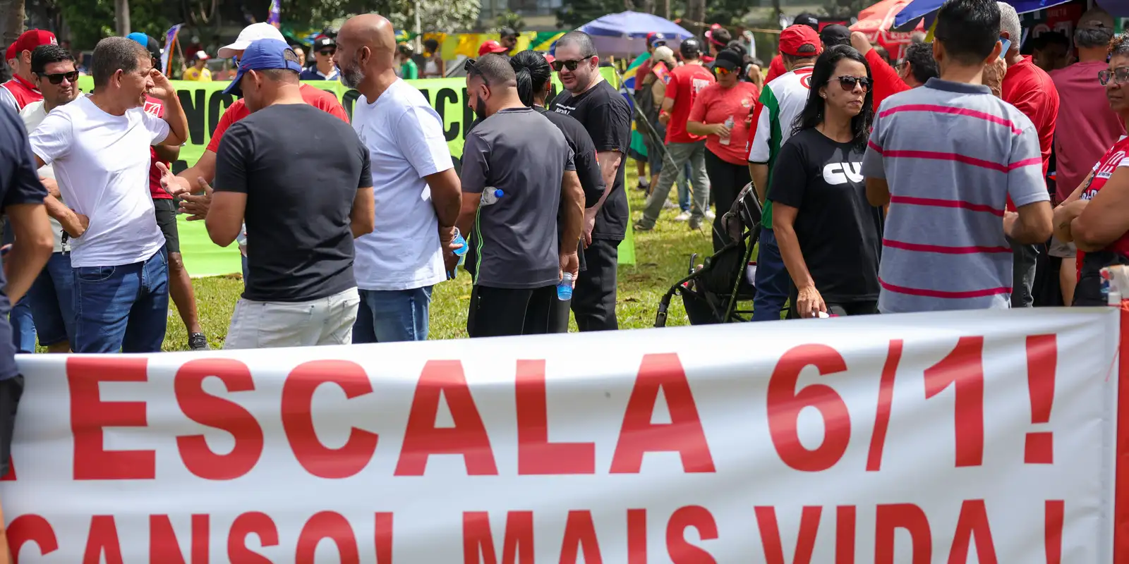 Acordo: fim da escala 6x1 terá início 60 dias após promulgação da PEC