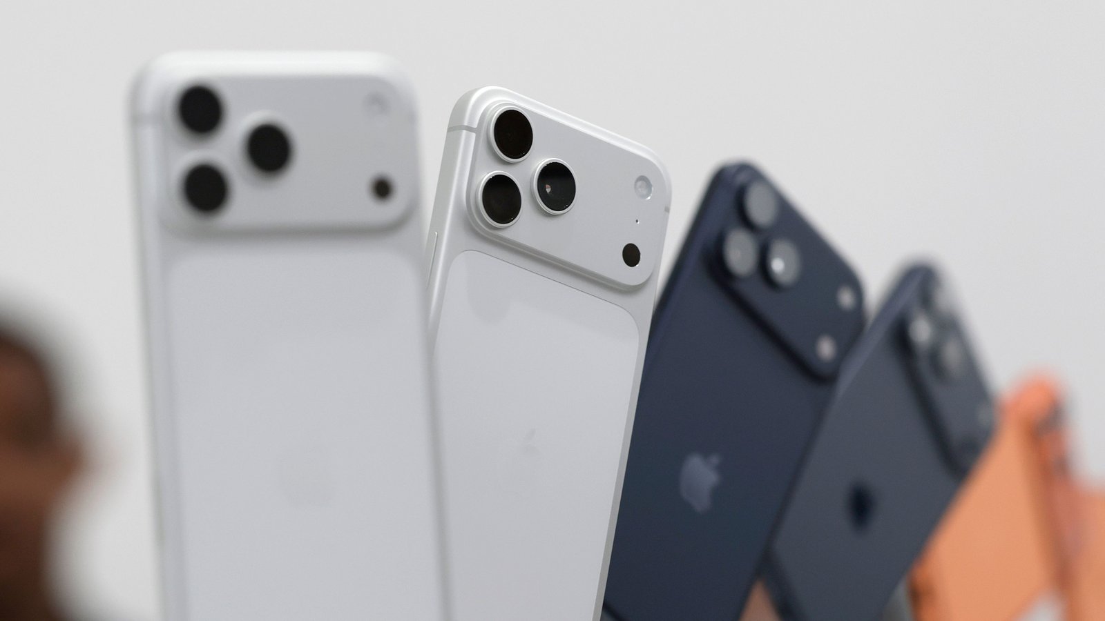 Mercado de celulares cresce 7% em meio à crise e Apple lidera