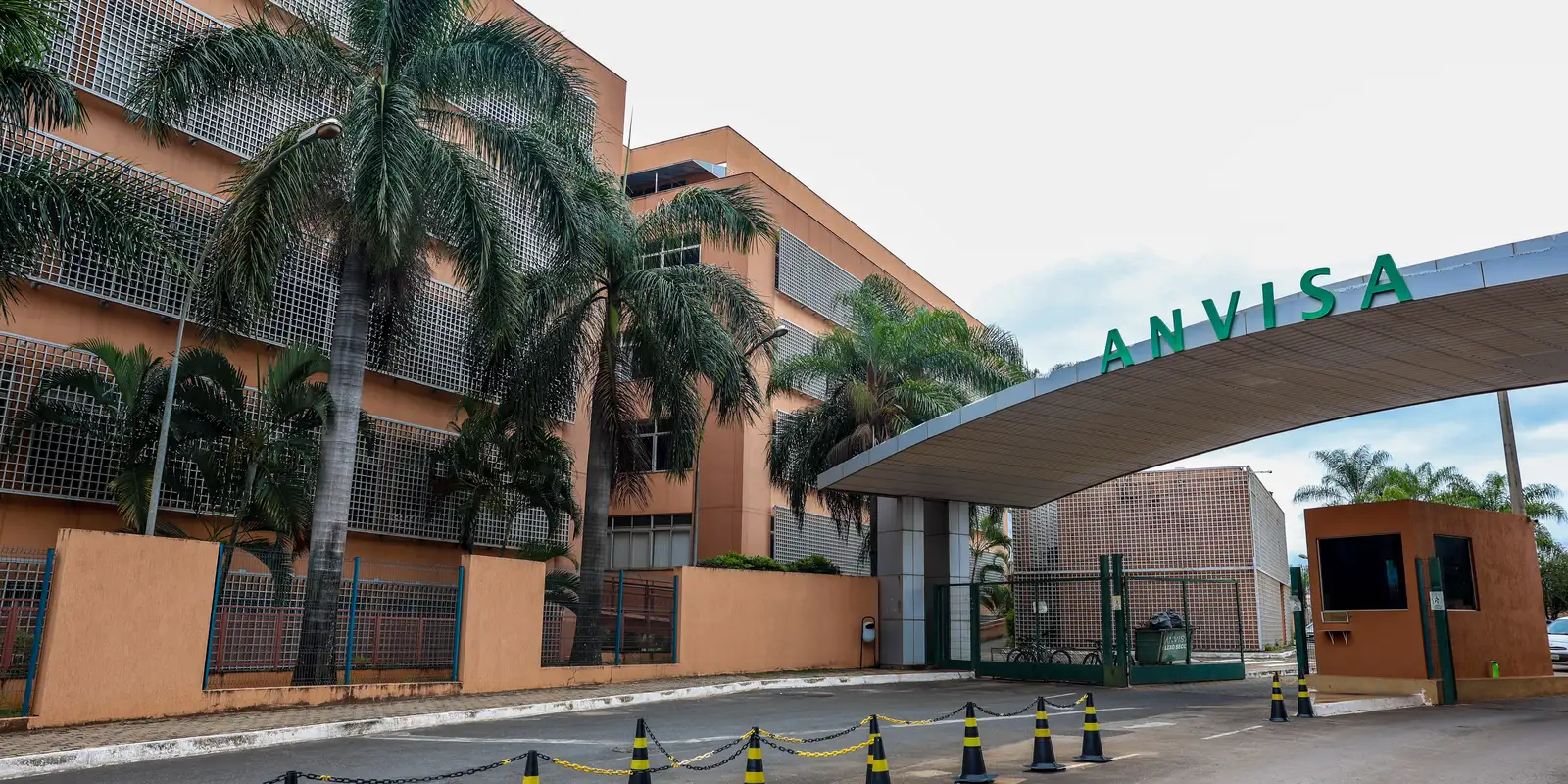 Anvisa proíbe produtos sem registro que prometiam emagrecimento