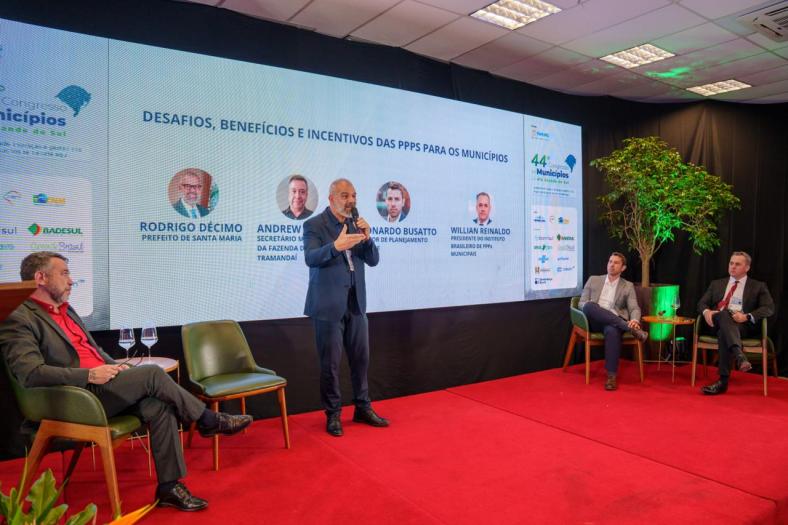 Especialistas e gestores debatem o impacto das PPPs no desenvolvimento dos municípios gaúchos