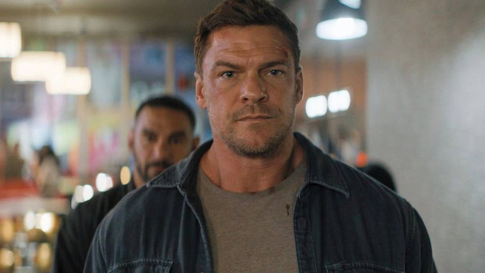O que tem no pen drive misterioso de Reacher na 4ª temporada?