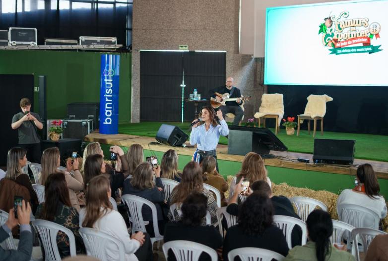 Encontro Mulheres destaca protagonismo feminino na programação da Famurs na Expointer