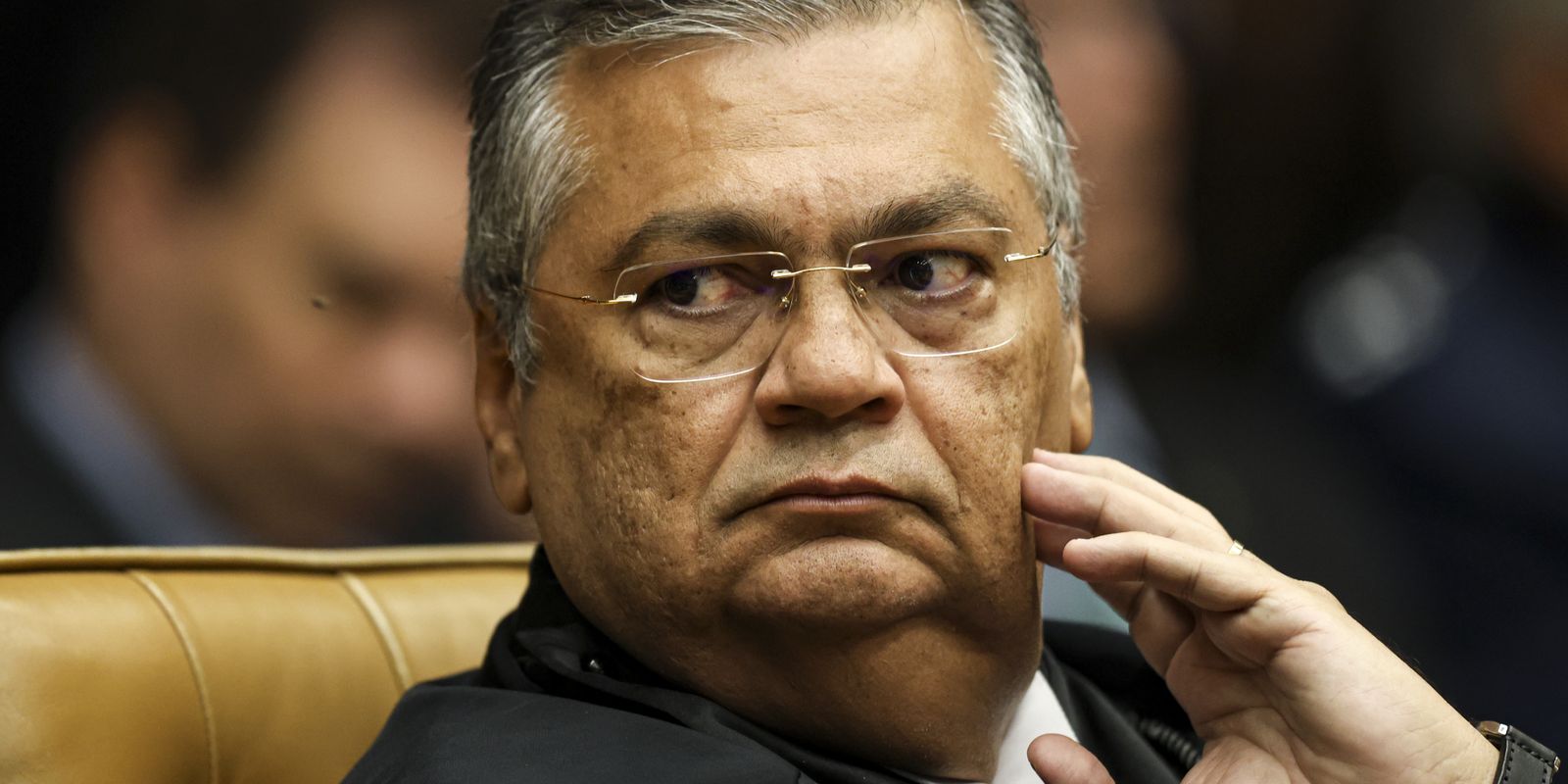 Dino determina reintegração de Andrei Rodrigues ao comando da PF