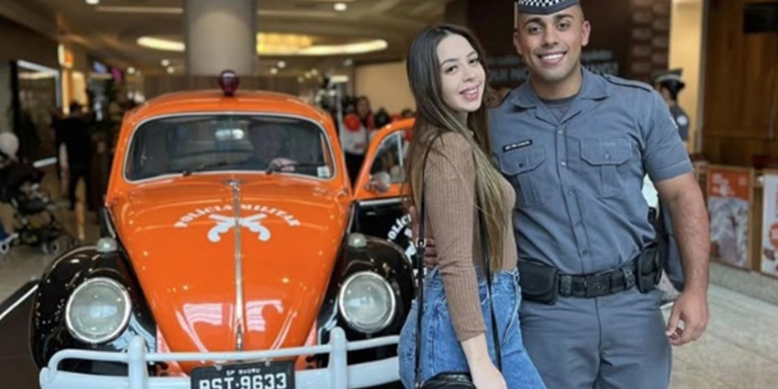 Irmã de PM suspeito de feminicídio é investigada e está foragida