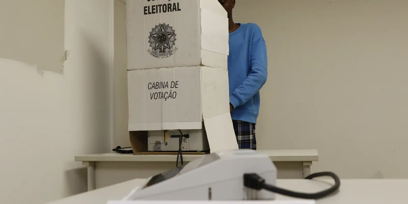 Eleitor deve confirmar o local de votação antes de sair de casa