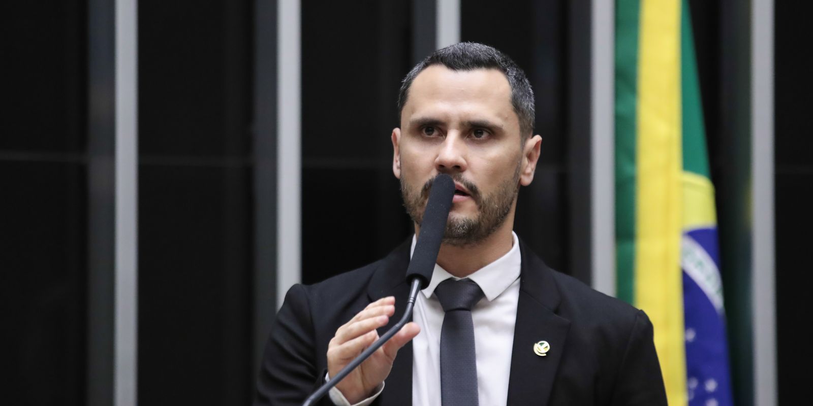 Em Minas Gerais, Cleitinho, do Republicanos, é eleito em 1º turno