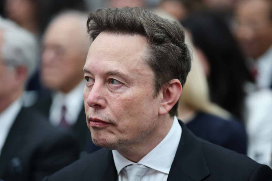 Empresa de Musk promete reembolsar quem tiver compras erradas feitas pelo Grok