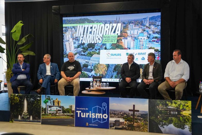 Em Santa Cruz do Sul, Famurs debate reforma tributária e defesa civil na 4ª edição do Interioriza